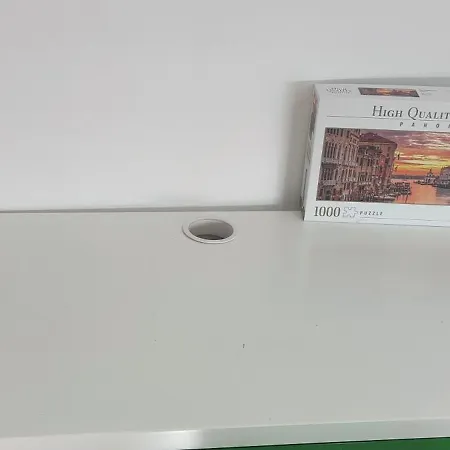 R0 Avec Salle De Bain Partagée Près De L'hôpital De La Citadelle à