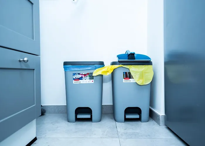 Проживание в семье R0 Avec Salle De Bain Partagee Pres De L'hopital De La Citadelle A